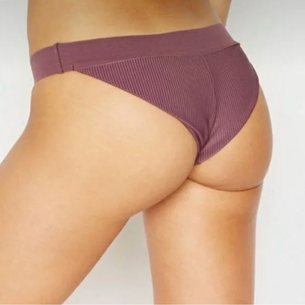 Frankies Bikinis “Winnie” Sangria Ribbed Bikini Bottom, Size: Medium